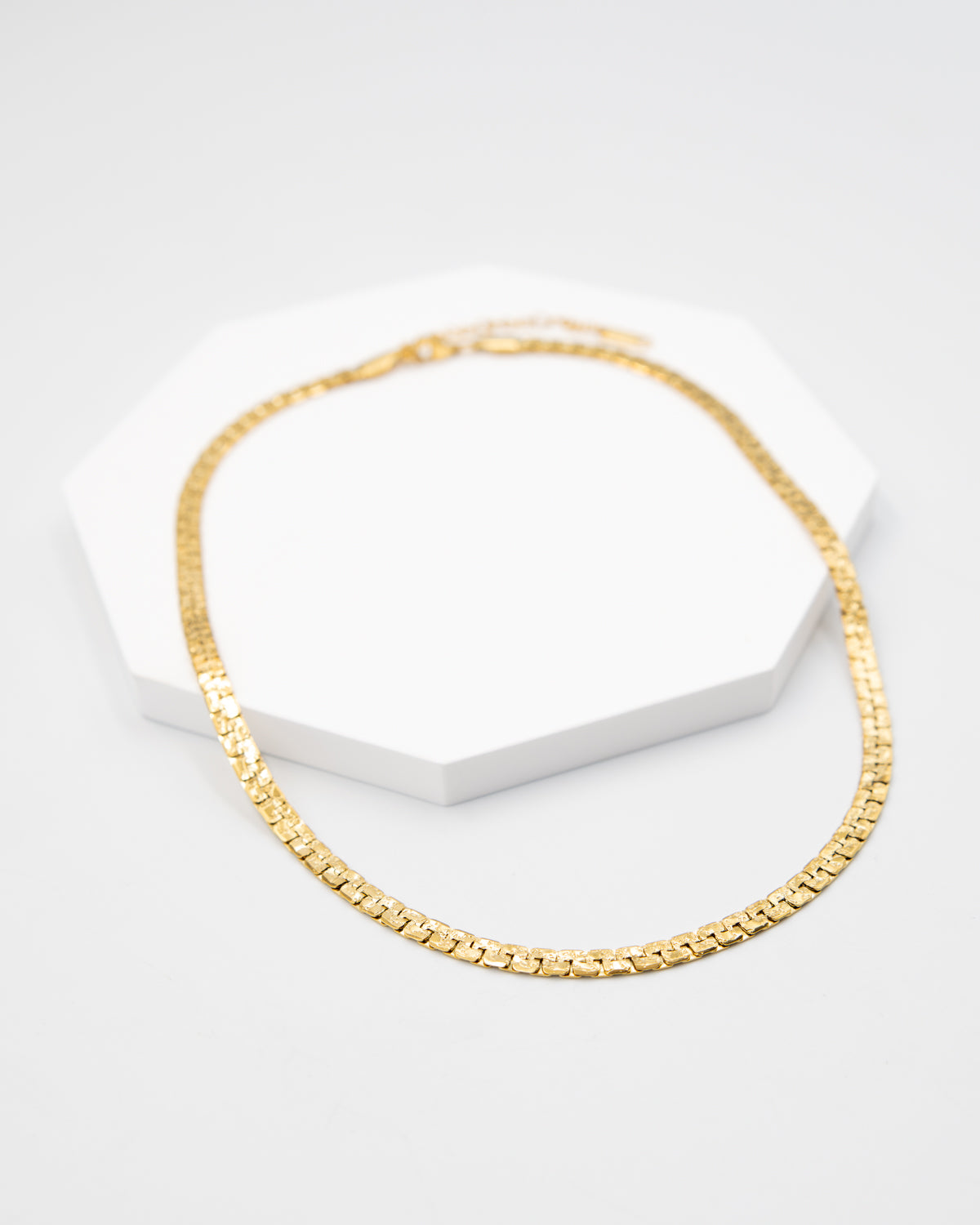 Solis Chain Necklace