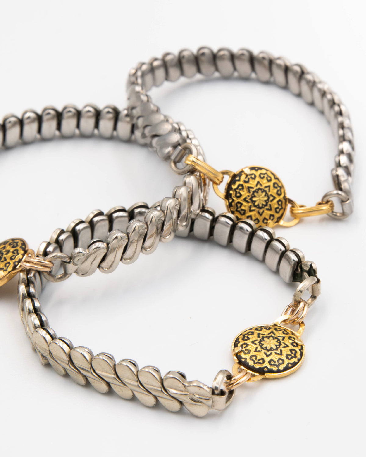 Antique & Vintage Jewelry: T-Bars, Sliders & Lockets – The Mom Edit