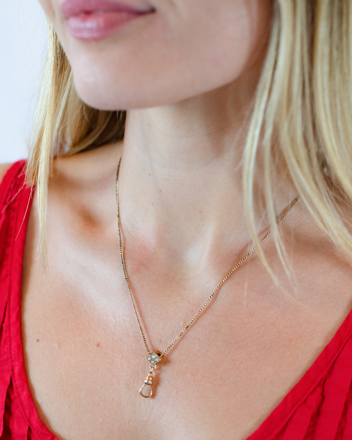 Antique & Vintage Jewelry: T-Bars, Sliders & Lockets – The Mom Edit