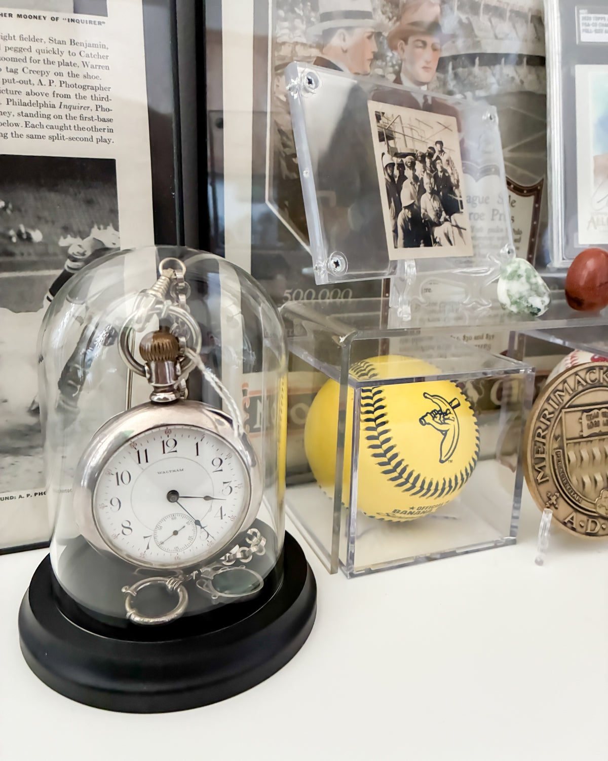 Collector’s Set: The Antique Timepiece