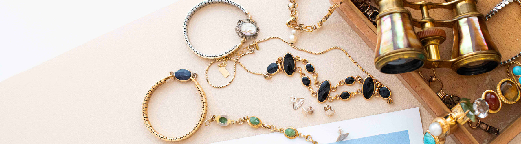 Antique & Vintage Jewelry: T-Bars, Sliders & Lockets – The Mom Edit